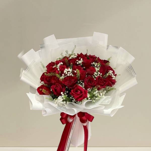 ช่อดอกไม้  ช่อใหญ่ (Red rose) กุหลาบแดงห่อกระดาษสีขาว