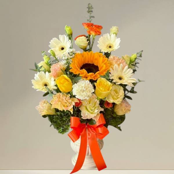 แจกันดอกไม้สด (Fresh flower vase)