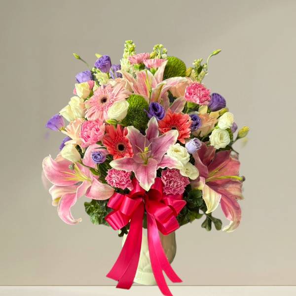 แจกันดอกไม้สด (Fresh flower vase)