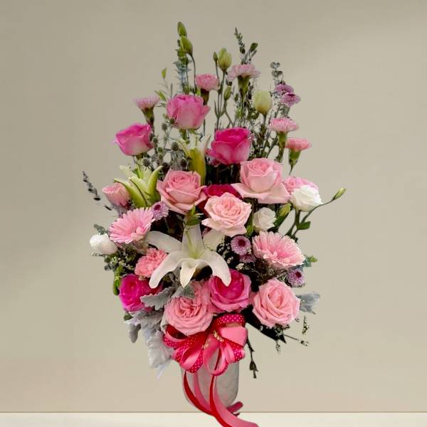 แจกันดอกไม้สด (Fresh flower vase)