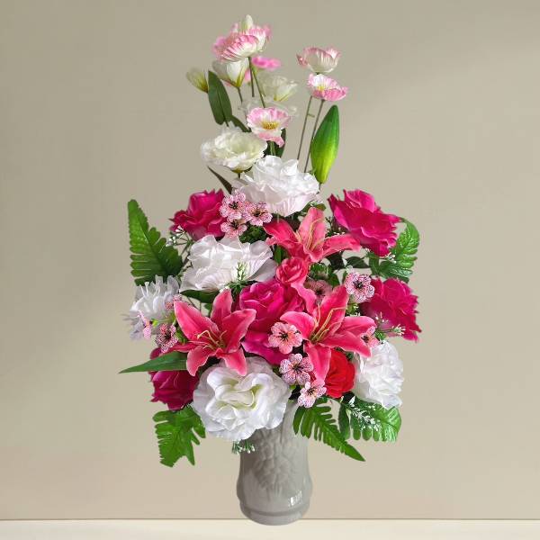 แจกันดอกไม้ประดิษฐ์